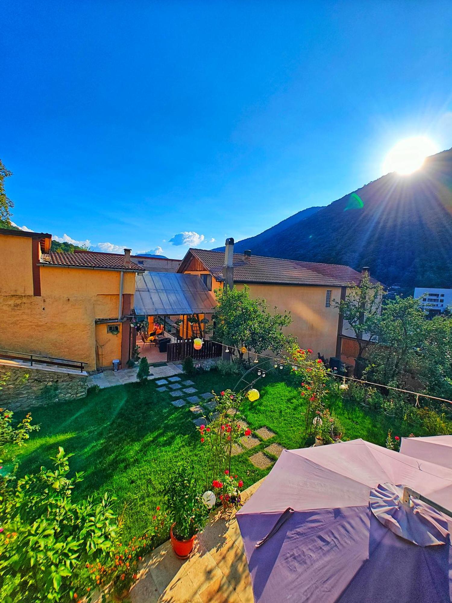 Casa Miclau Apartment Băile Herculane Exterior photo
