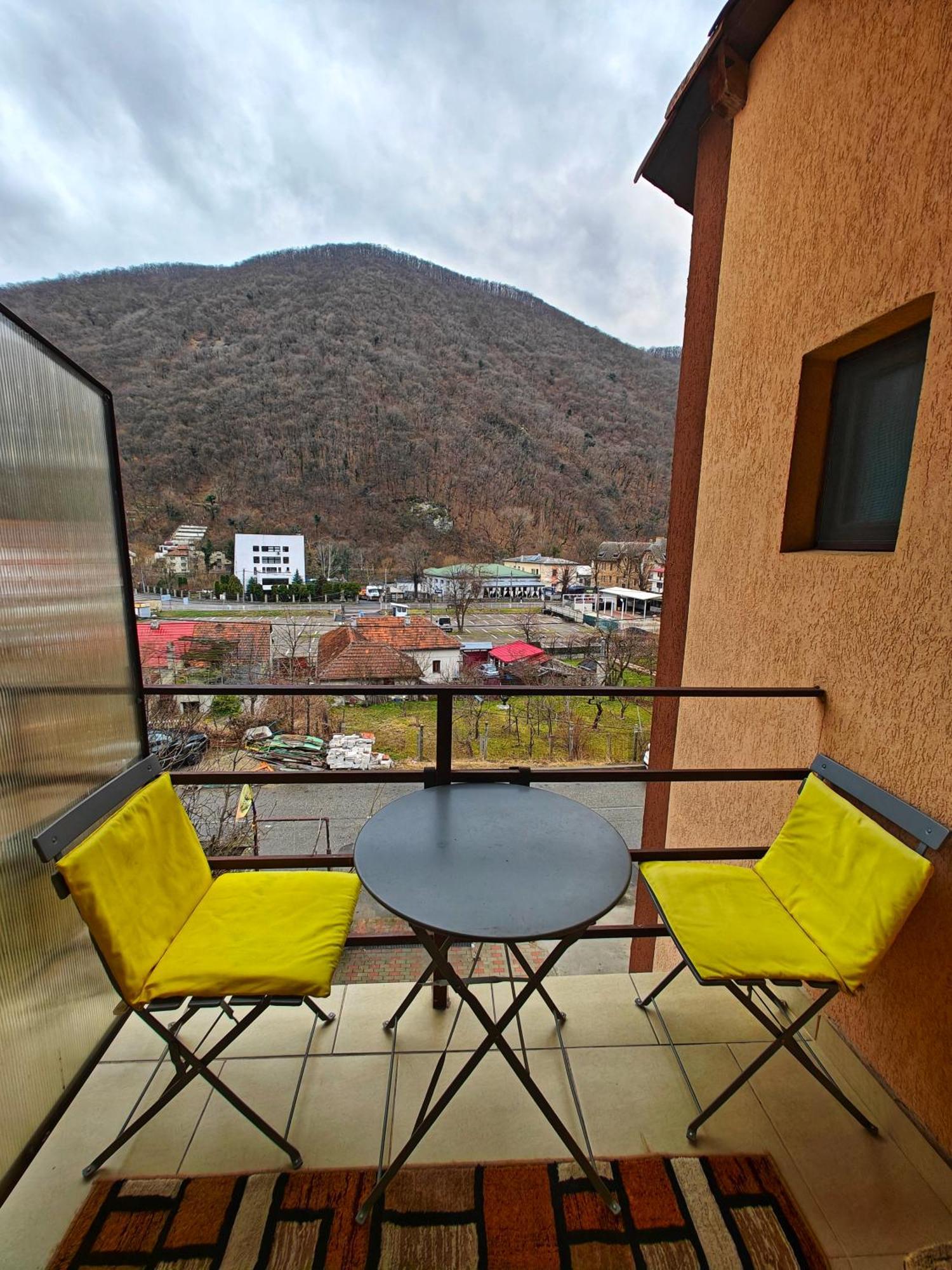 Casa Miclau Apartment Băile Herculane Exterior photo